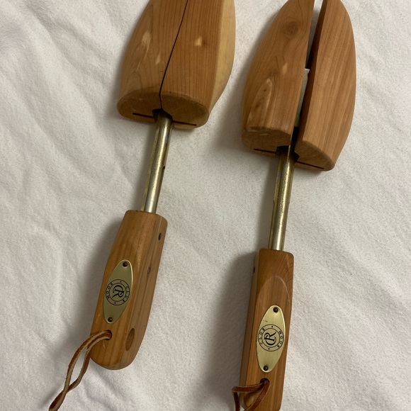 CLUB ROOM Men’s Shoe Stretcher - Picture 4 of 5